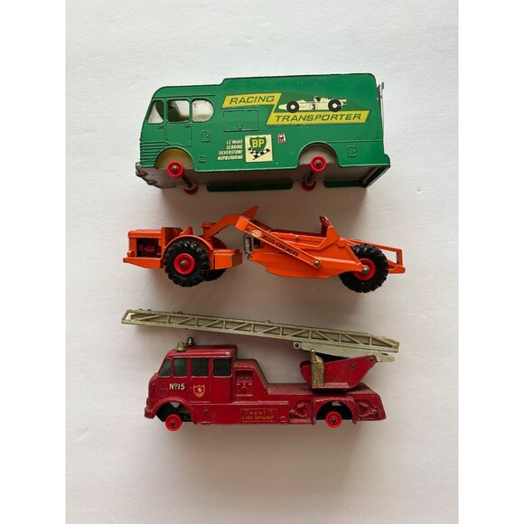 Vintage Lot of 3 Matchbox Diecast Vehicles Made In England By Lesney - Picture 2 of 12